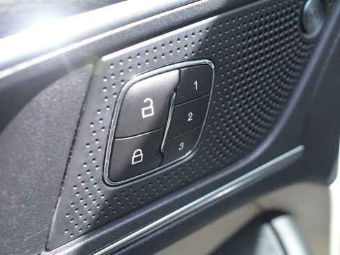 Used 2023 Ford Edge Titanium AWD/4WD image 8