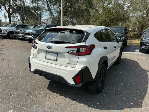 Used 2024 Subaru Crosstrek 2.0i image 10