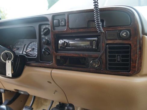 Used 1997 Dodge Ram 3500 Truck 4x4 Club Cab image 86