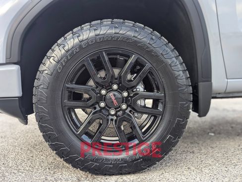 Used 2025 GMC Sierra 1500 Pro w/ Graphite Edition RWD image 13