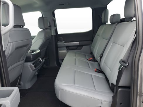 New 2025 Ford F150 Lightning Flash AWD/4WD image 10