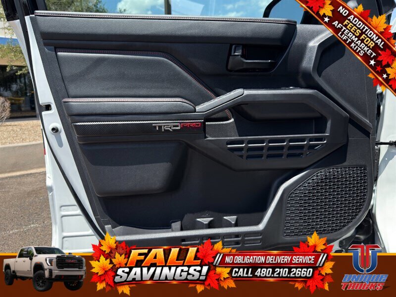 Used 2025 Toyota Tacoma TRD Pro AWD/4WD image 21
