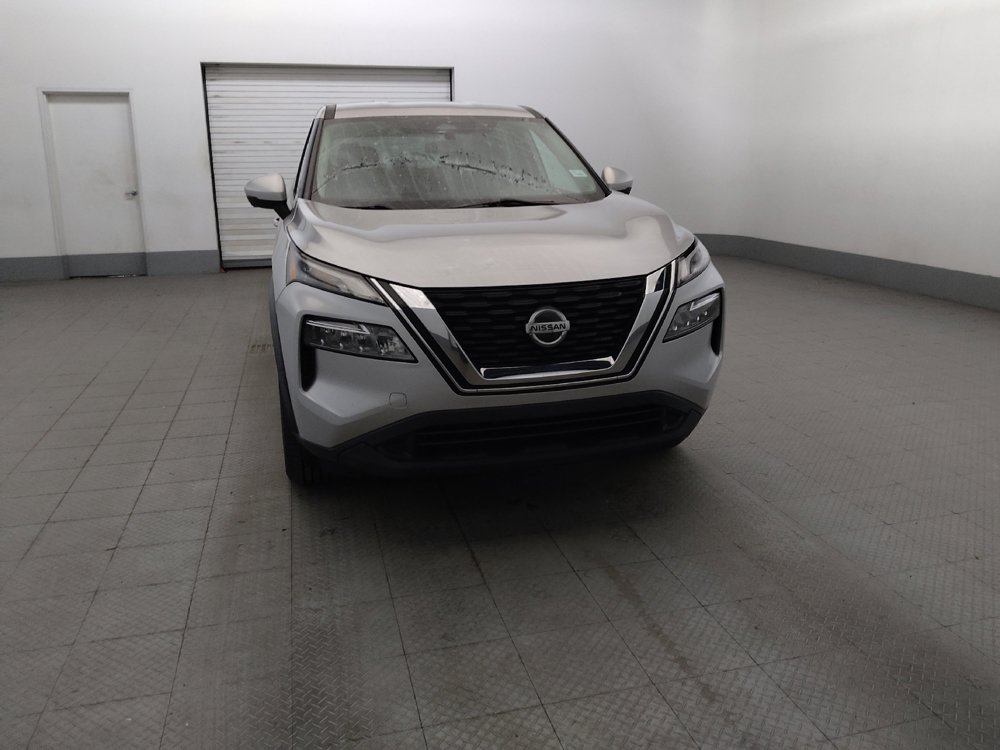 Used 2021 Nissan Rogue SV FWD image 14