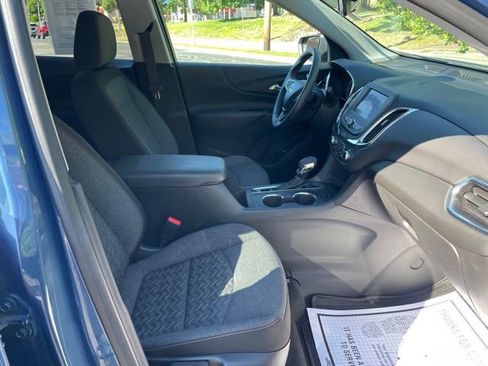 Used 2024 Chevrolet Equinox LT FWD image 29