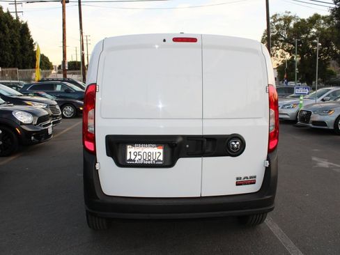 Used 2019 RAM ProMaster City Tradesman image 5