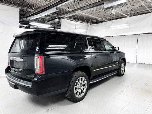 Used 2017 GMC Yukon XL Denali w/ Open Road Package image 5