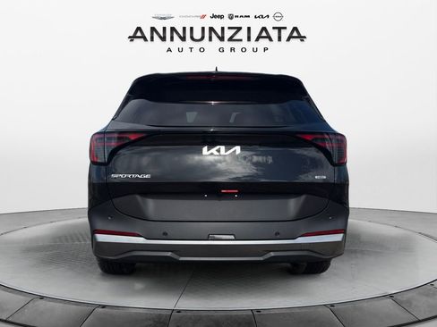 New 2026 Kia Sportage EX image 4