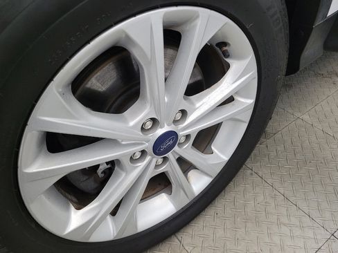 Used 2018 Ford Escape SE w/ Ford Safe & Smart Package image 31