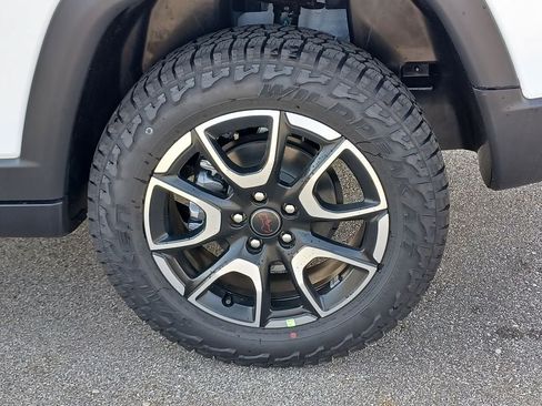 New 2026 Jeep Compass Trailhawk AWD/4WD image 33