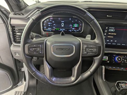 Used 2025 GMC Sierra 1500 Denali Ultimate image 16