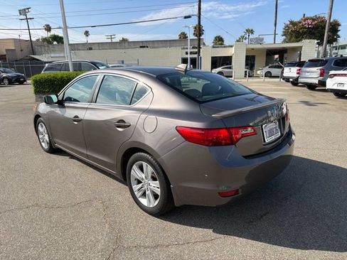 Used 2014 Acura ILX Hybrid w/ Technology Package FWD image 5