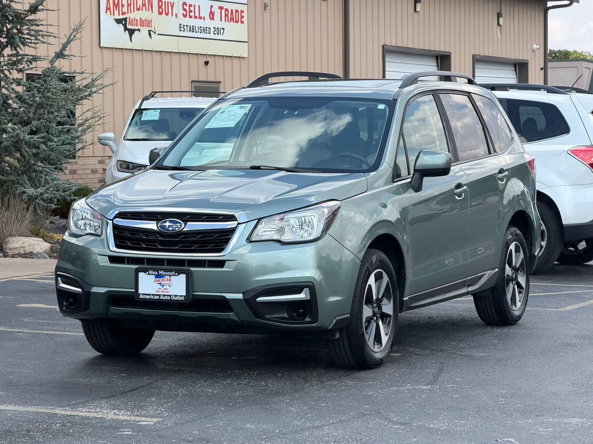 Used 2018 Subaru Forester 2.5i Premium w/ All-Weather Package AWD/4WD image 6
