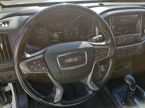 Certified 2022 GMC Canyon AT4 AWD/4WD image 9