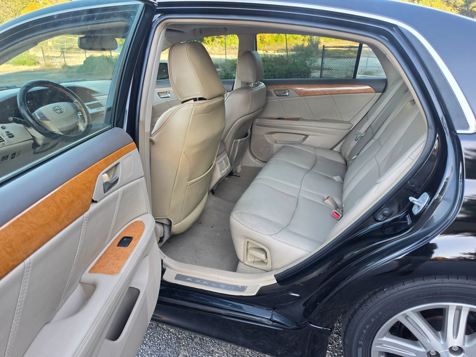 Used 2007 Toyota Avalon XL FWD image 15