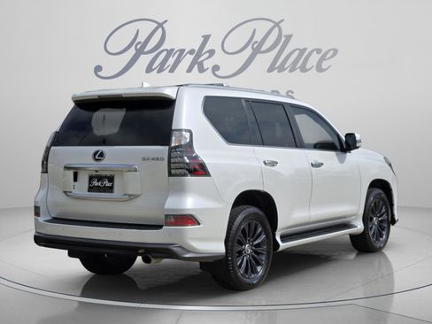 Certified 2023 Lexus GX 460 Luxury w/ Sport Design Package AWD/4WD image 5
