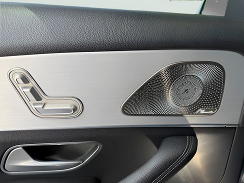 Used 2024 Mercedes-Benz GLS 450 4MATIC image 26