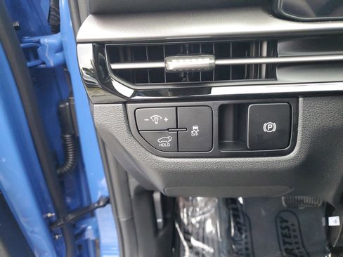 New 2026 Kia Sportage SX FWD image 7