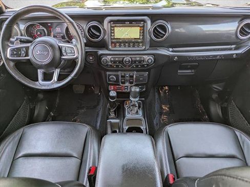Used 2021 Jeep Wrangler Unlimited Rubicon w/ Dual Top Group AWD/4WD image 17