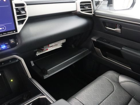 Used 2023 Toyota Tundra Limited AWD/4WD image 27