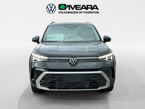 New 2025 Volkswagen Taos SEL image 8