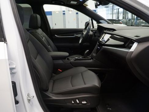 New 2025 Cadillac XT6 Sport image 17