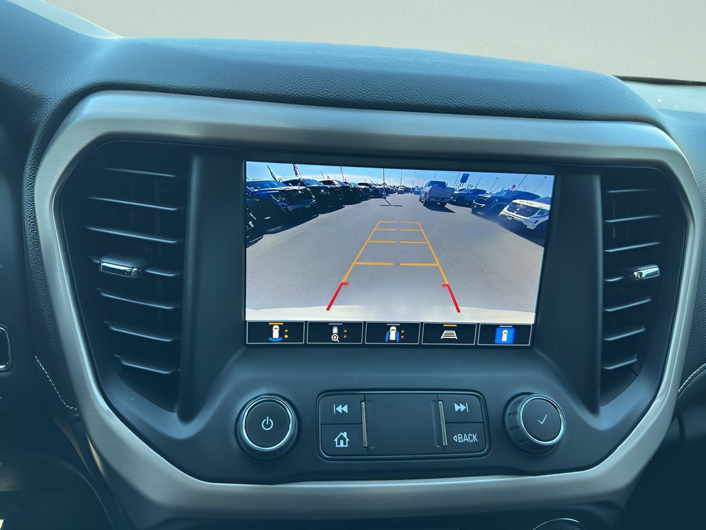 Used 2023 GMC Acadia Denali w/ Denali Technology Package AWD/4WD image 21