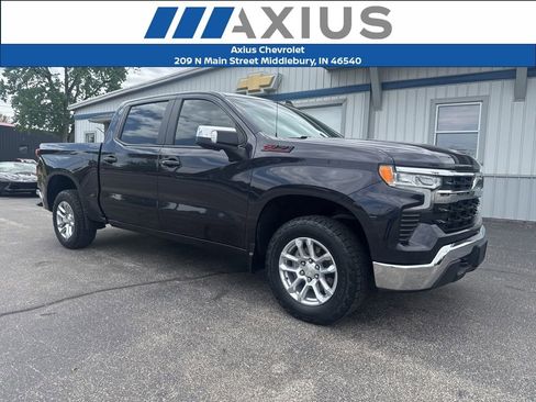 Used 2023 Chevrolet Silverado 1500 LT w/ Z71 Off-Road Package AWD/4WD image 1