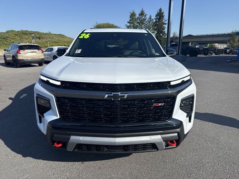 New 2026 Chevrolet Traverse Z71 w/ Enhanced Driving Package image 8