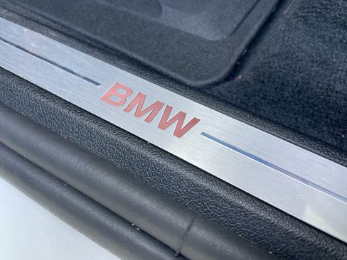 Used 2024 BMW X5 xDrive40i w/ Premium Package AWD/4WD image 39