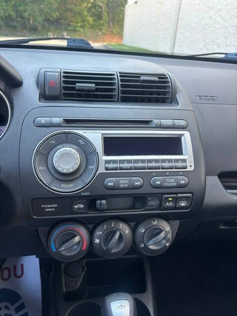 Used 2008 Honda Fit Sport image 5