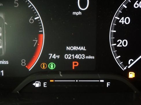 Used 2025 Honda Civic Sport image 33