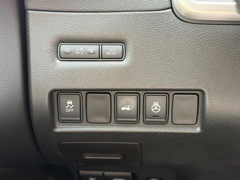 Used 2015 Nissan Murano Platinum w/ Cargo Package FWD image 20