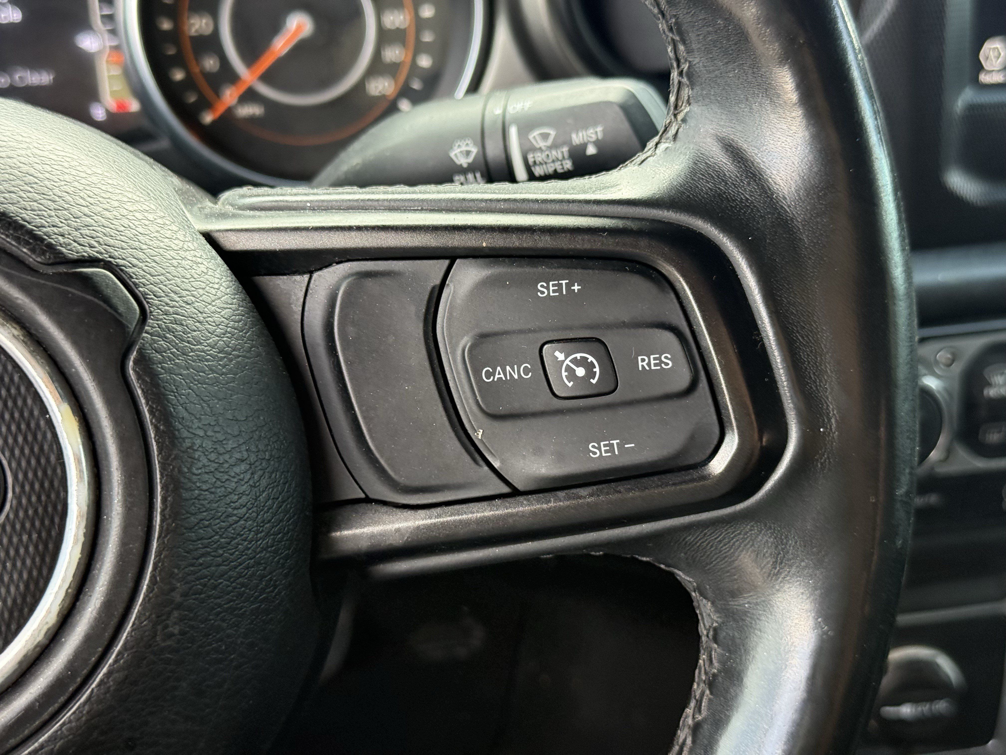 Used 2018 Jeep Wrangler Unlimited Sport S AWD/4WD image 17