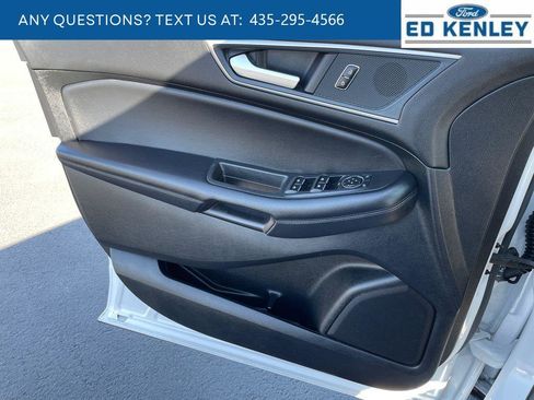 Used 2024 Ford Edge SEL image 23