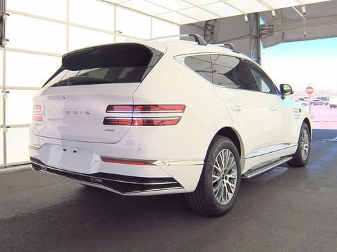 Used 2025 Genesis GV80 2.5T Standard AWD/4WD image 2