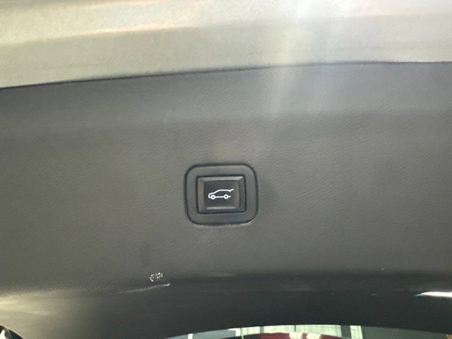 Used 2023 Buick Enclave Premium w/ Experience Buick Package AWD/4WD image 22