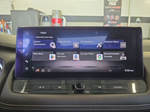 Used 2024 Nissan Rogue Platinum w/ Platinum Premium Package FWD image 23
