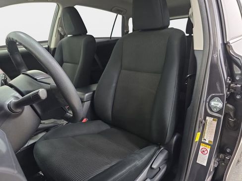 Used 2016 Toyota RAV4 LE FWD image 14