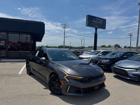 Used 2026 Kia K5 LXS FWD image 1
