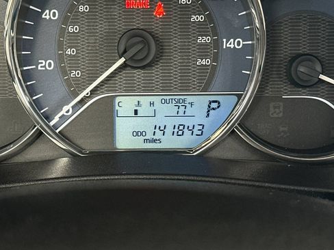 Used 2014 Toyota Corolla L FWD image 22