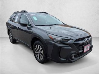Used 2025 Subaru Outback Premium AWD/4WD video 3
