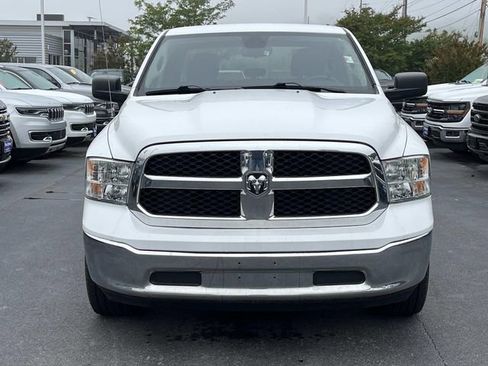 Used 2023 RAM 1500 Classic SLT AWD/4WD image 9