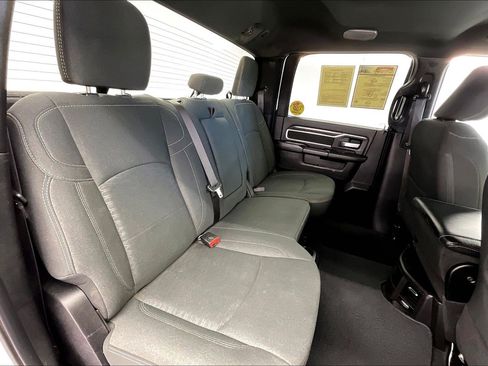 Used 2025 RAM 2500 Big Horn AWD/4WD image 18