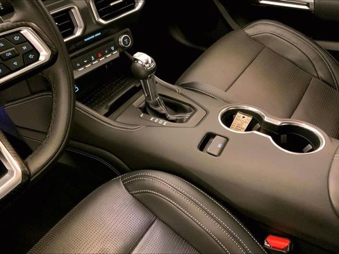 Used 2024 Ford Mustang GT Premium image 22