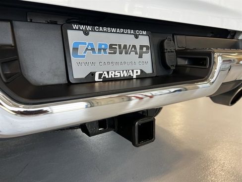 Used 2022 RAM 1500 Laramie w/ Off Road Group image 18