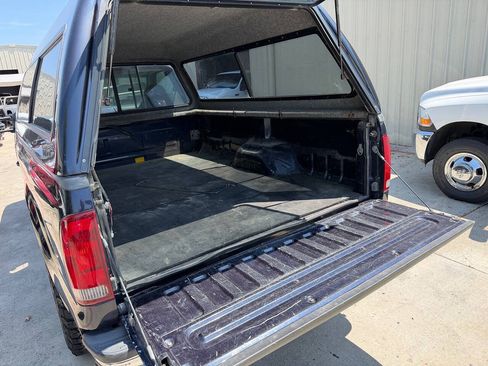 Used 1999 Ford F250 XLT AWD/4WD image 14