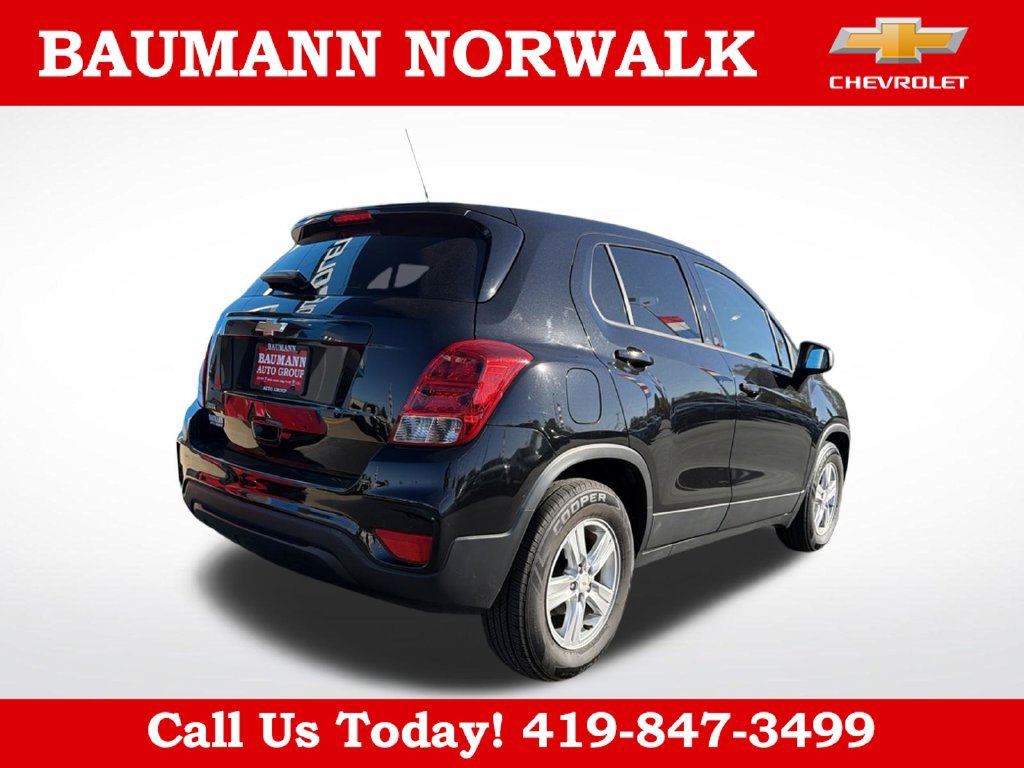 Used 2020 Chevrolet Trax LS w/ Tint and Cruise Package FWD image 7
