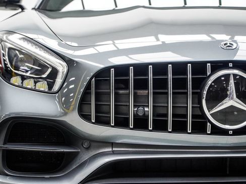 Used 2018 Mercedes-Benz AMG GT Roadster image 10