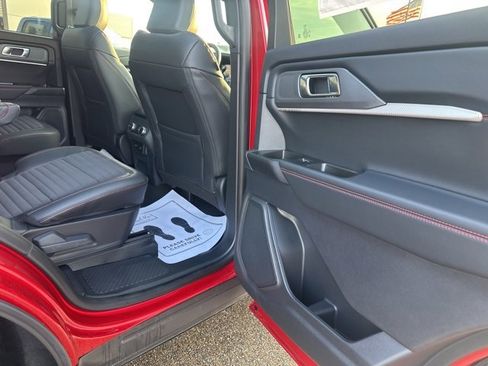 New 2026 Ford Explorer ST-Line image 17