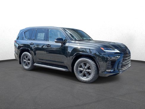 New 2025 Lexus LX 700h Overtrail image 1